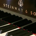 Có nên lựa chọn địa điểm bán đàn cơ Steinway giá rẻ không?